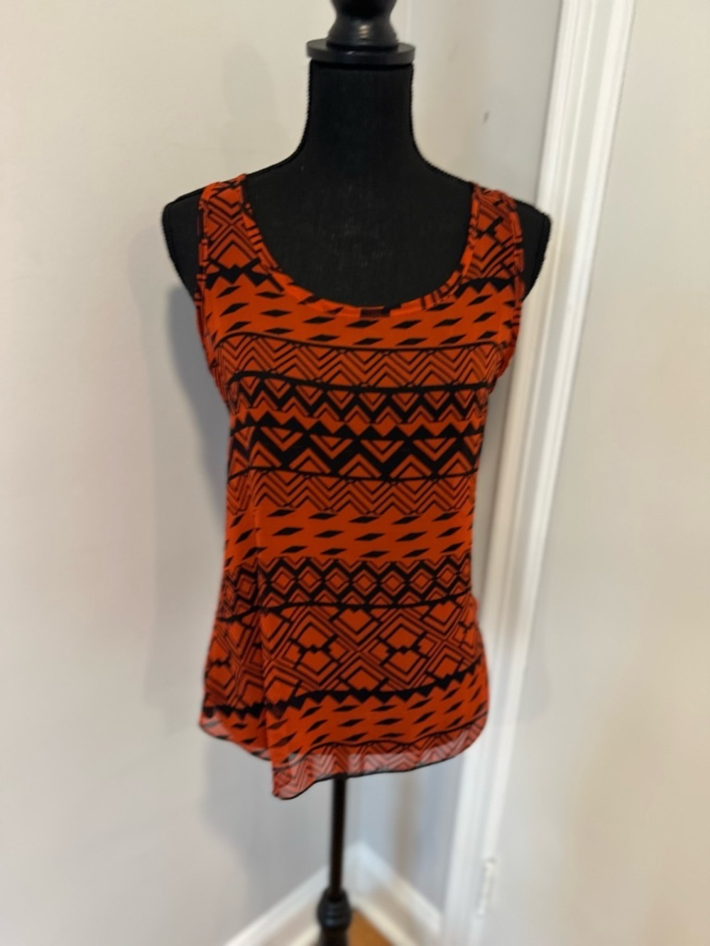 Vintage Edge Sz:S Lightweight Sheer Geometric Aztec Tie Back Sleeveless Blouse